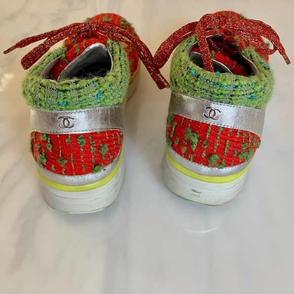 Chanel Multicolor Boucle Gold Red Sneakers US 9.5 / EU 40 - Picture 4 of 6